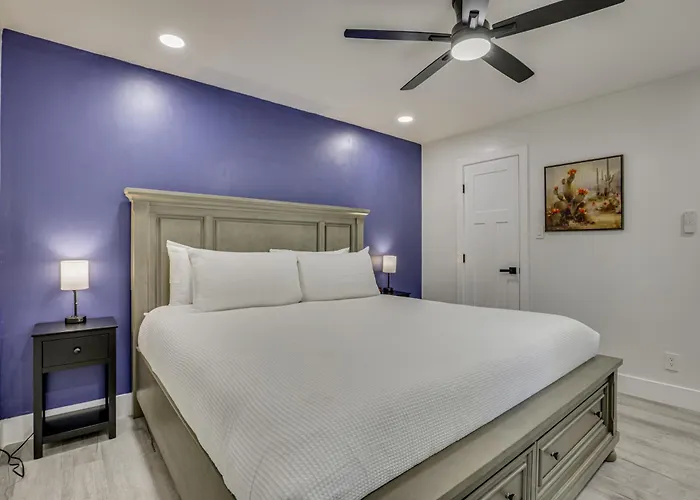 Renovated, Walkable! Old Town W/ Pool Access Holiday home Scottsdale