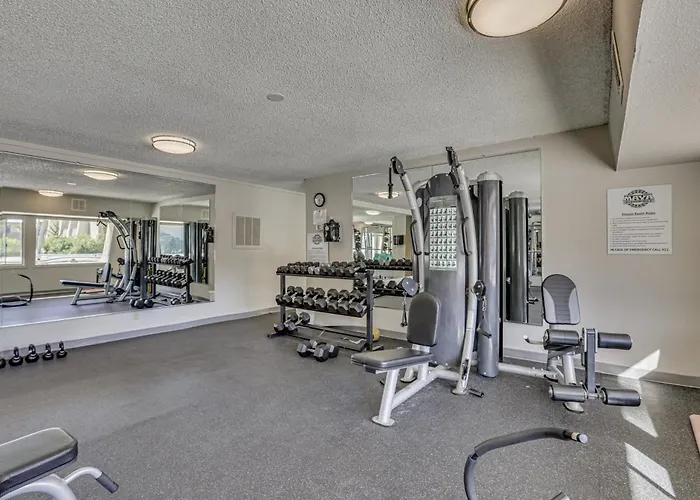 Renovated, Walkable! Old Town W/ Pool Access Holiday home *